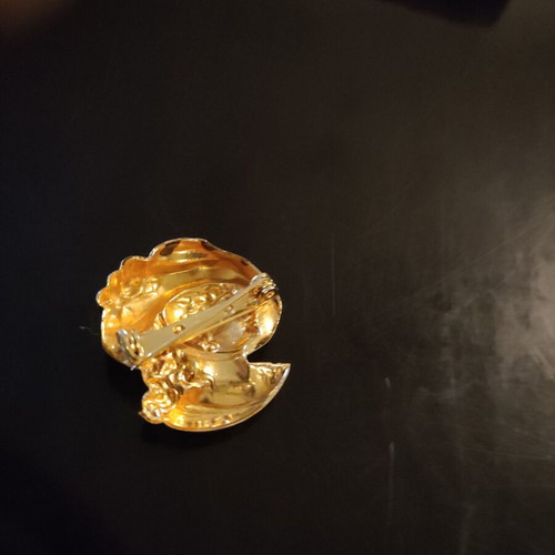 Gold-plated pin painted with cold enamel like new