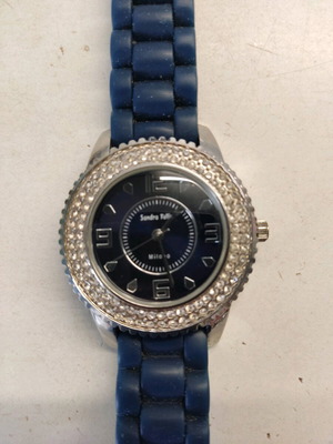 Women's watch like new with second strap gift