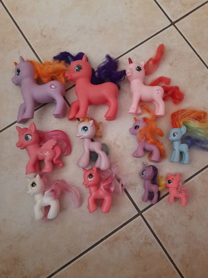 My Little Pony figures like new