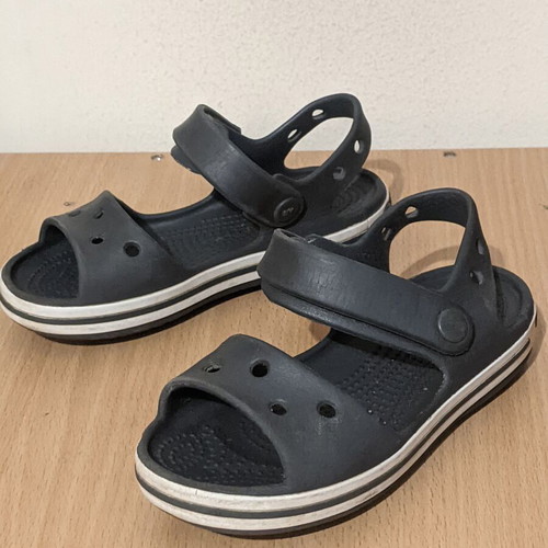 Crocs C11 sandals EU 28-29, grey
