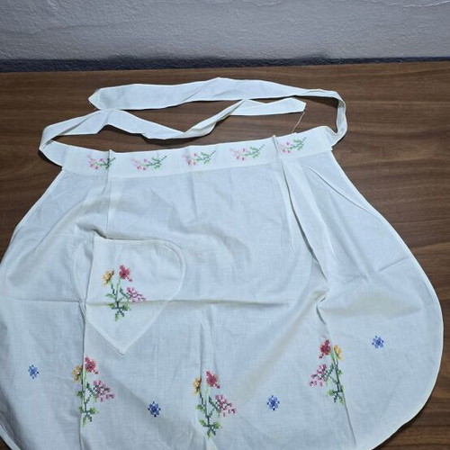 Traditional Handmade Embroidered Apron like new, cotton or linen