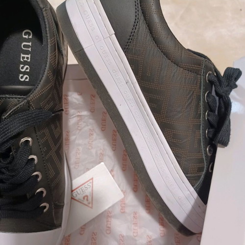 Guess shoes size 39 used black sneakers with logo
