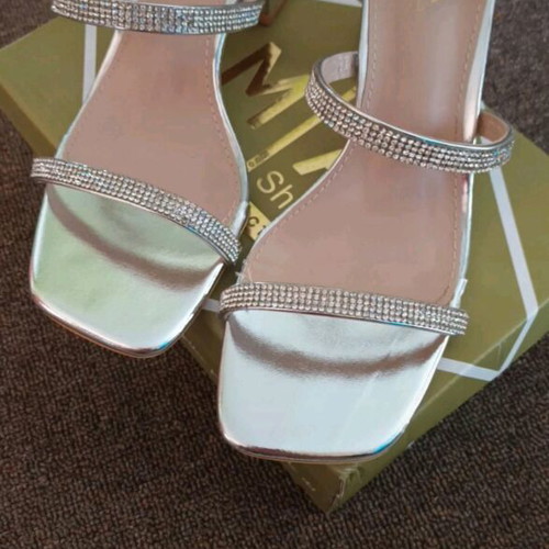 Mia sandals with rhinestones size 37 like new silver