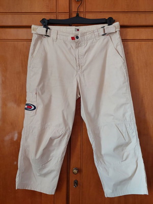 Tommy Hilfiger men's capri cargo pants like new, beige, cotton blend
