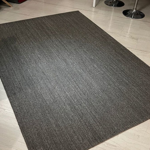 Zara Home Yucca rug gray 230 x 160 like new