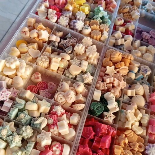 Wax Melts new, handmade soy with many fragrances
