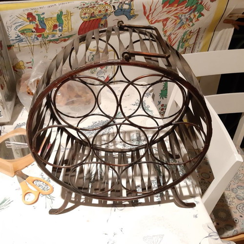 Metal drink holder stand new