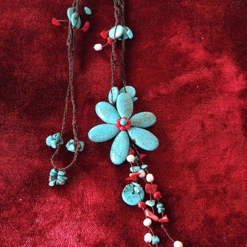 Handmade necklace with turquoise, coral and river pearls like new