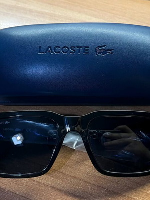 Lacoste men's sunglasses new, black with dark lens