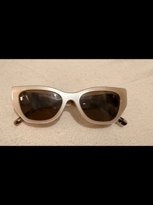Hawkers sunglasses like new, beige and brown lenses