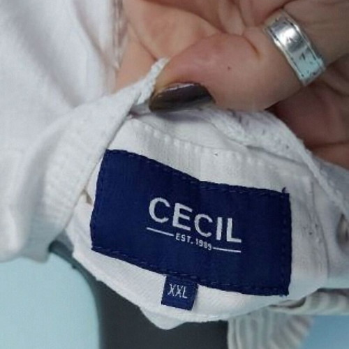 Cecil denim vest like new, large size
