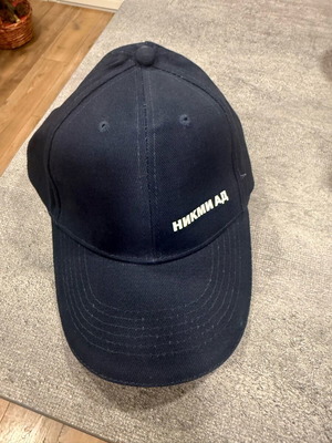 Мъжка бейзболна шапка нова, брандирана с НИКМИ АД, синя