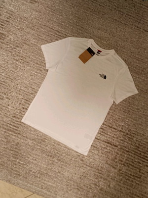 The North Face men's t-shirt new, size medium, white