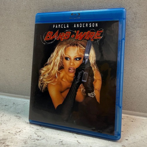 Barb Wire Blu-ray like new with English subtitles