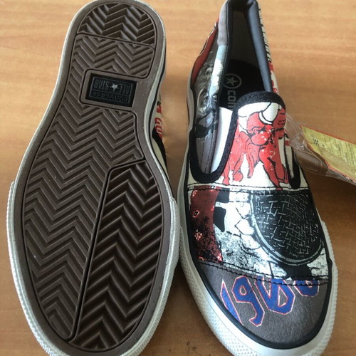 Branded men's shoes like new, exhibition pair