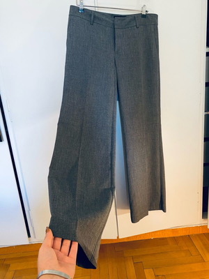 Zara παντελόνι γραφείου γκρι σε ίσια γραμμή σαν καινούργιο