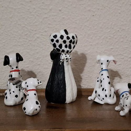 Set of 7 Disney 101 Dalmatians PVC figures like new