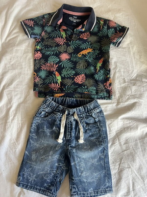 Boy's set with Gap bermuda and M&S polo shirt like new