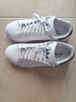 Adidas Stan Smith sneakers like new, size 39 1/3, white with petrol details