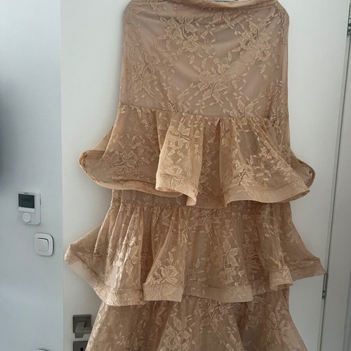 Mya top and skirt set like new, beige, medium