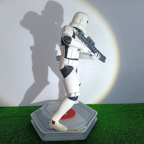 Stormtrooper figure used, resin, handmade, Star Wars collectible