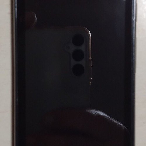 Turbo-X G440 used with broken screen and swollen battery