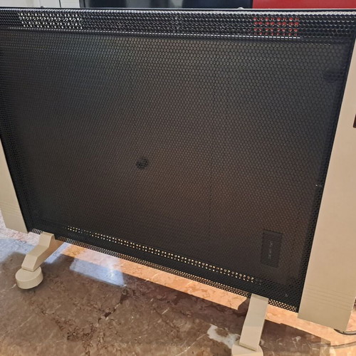 Juro-Pro Proheat Floor Heater like new, 2000W, remote control
