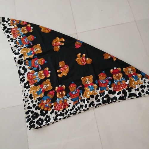 Vintage large scarf with teddy bears and animal print, new