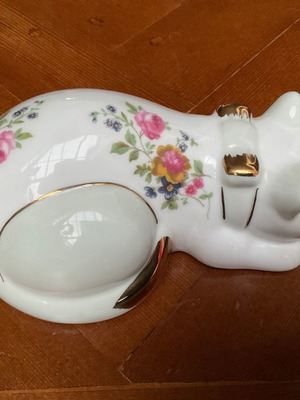 Διακοσμητικό αγγλικής πορσελάνης σε άριστη κατάσταση