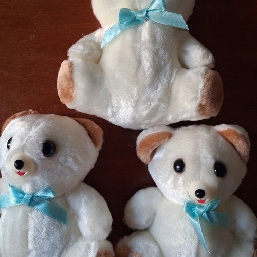 Cajolin plush bears set of 3 like new