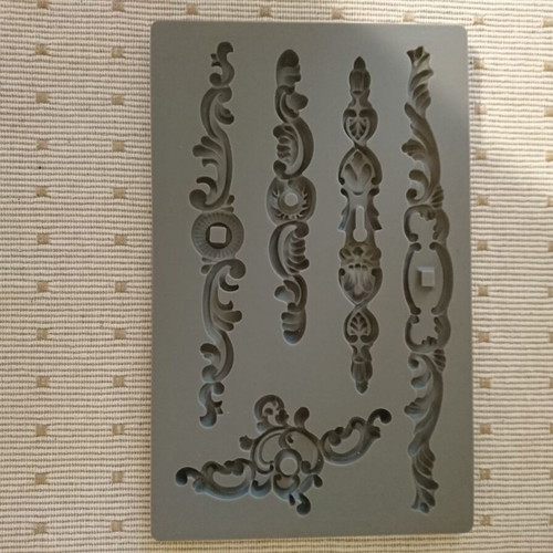 Iron Orchid Trimmings Silicone Mold Set like new, 10 pcs 20×12.5 cm