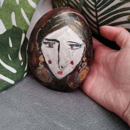 Stones 3, hand-painted, final price 4 euros