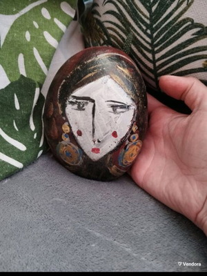 Stones 3, hand-painted, final price 4 euros