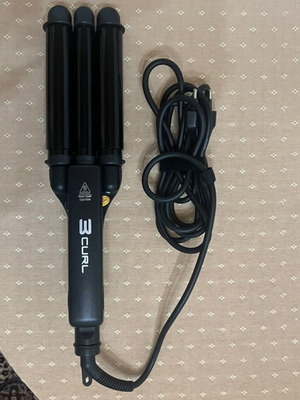 3 Curl Hair Waver like new