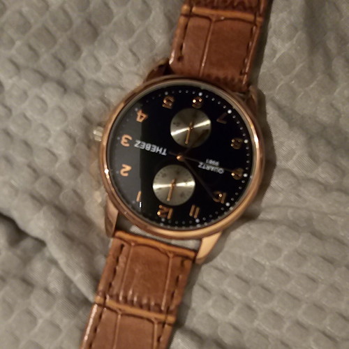 Thebez Quartz T881 wristwatch like new with brown leather strap