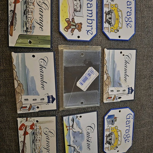Metal solid door and wall plaques new