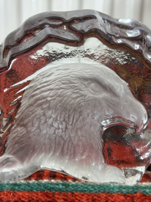 Bald Eagle Cristal d'Arques 3D lead crystal paperweight, 9x11 cm