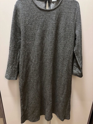 Mango dress medium above knee 3/4 sleeve like new, black and gray