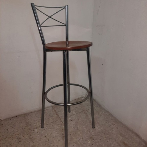 Tables + stools