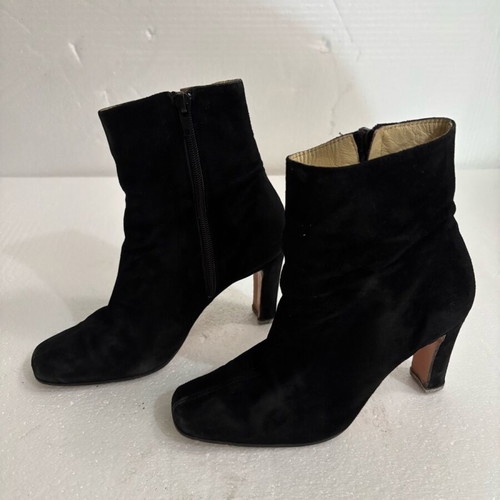Velvet ankle boot heels new, size 35-36