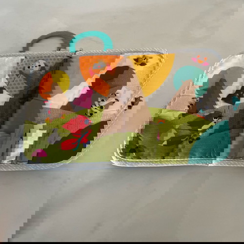 Tiny Love μαλακό βιβλίο και παιχνίδι Soft Book Meadow Days σαν καινούργιο