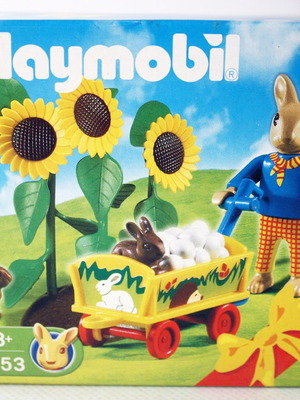 Playmobil 4453 Easter Bunny With Sunflower And Wagon New Sealed