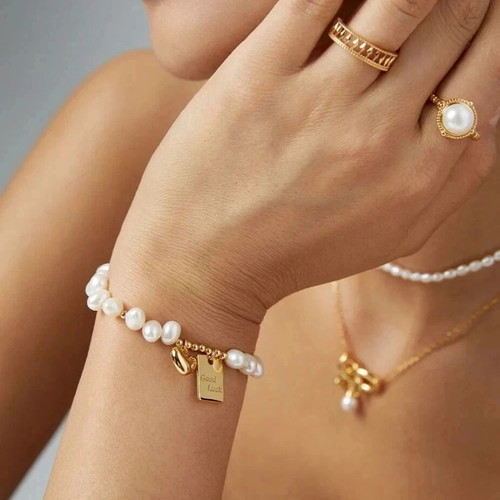 Freshwater Pearl Bracelet with Gold Good Luck Charm