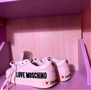 Παπούτσια Love Moschino