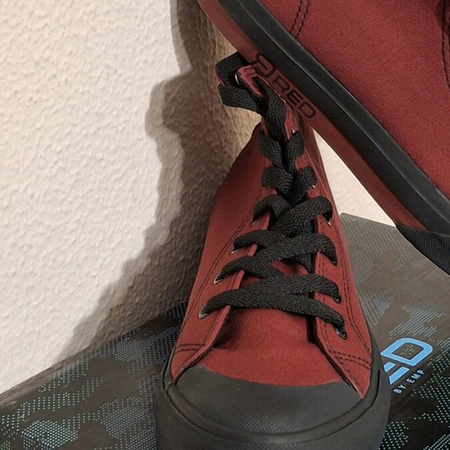EMP R.E.D. Walk The Line sneakers red like new size 40