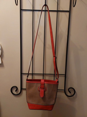 Crossbody bag like new, straw and leather, orange/beige