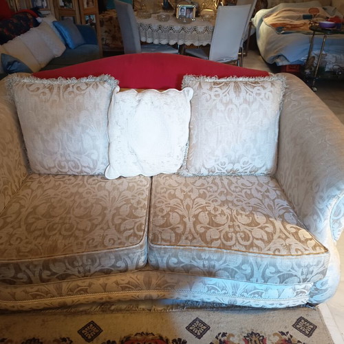 Sofa two-seater brocade like new