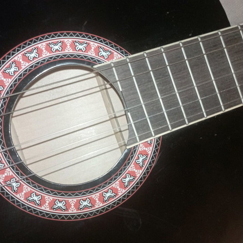 Classical guitar 4/4 used with case and footstool option