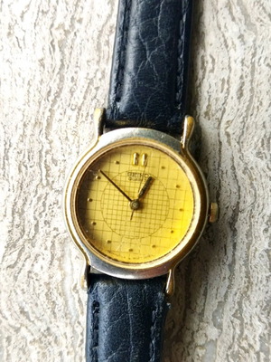 Seiko Quartz 2K01-0071 women's watch like new