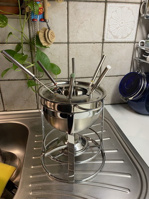 Stainless steel fondue set